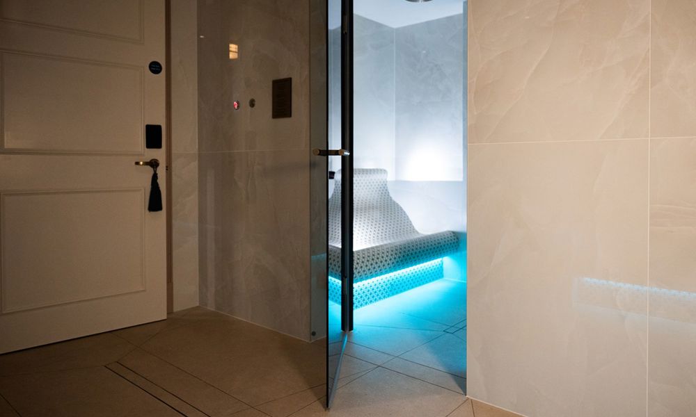 Francis Hotel Spa bath thermal suite
