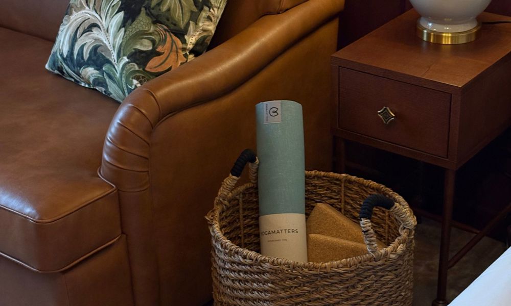 Francis Hotel Bath in room yoga