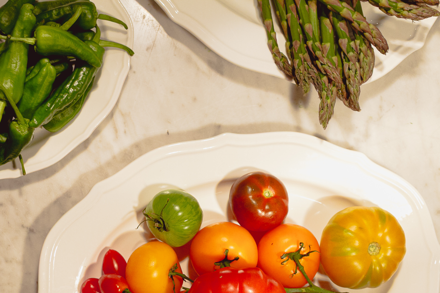 Emberwood locally sourced tomatoes and asparagus Emberwood local produce